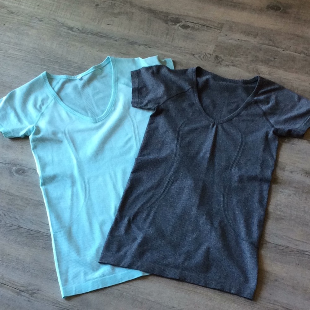 Lululemon Tee (set of 2)